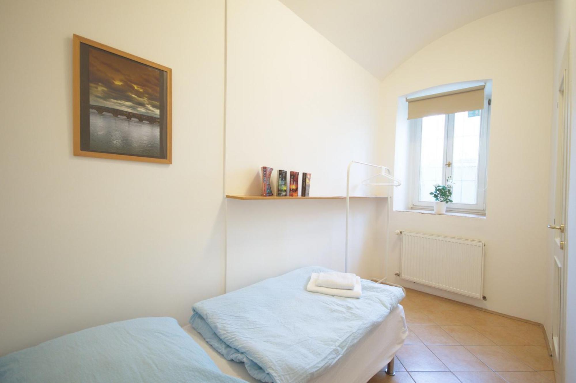 Residence Kostnicke Square Прага Экстерьер фото
