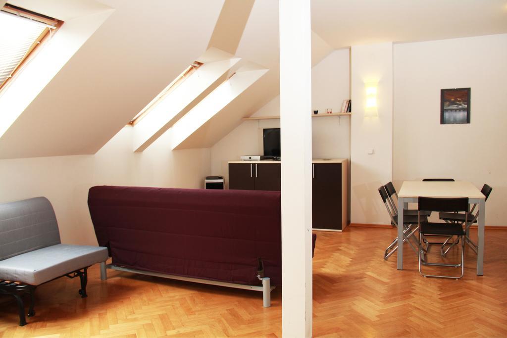 Residence Kostnicke Square Прага Экстерьер фото