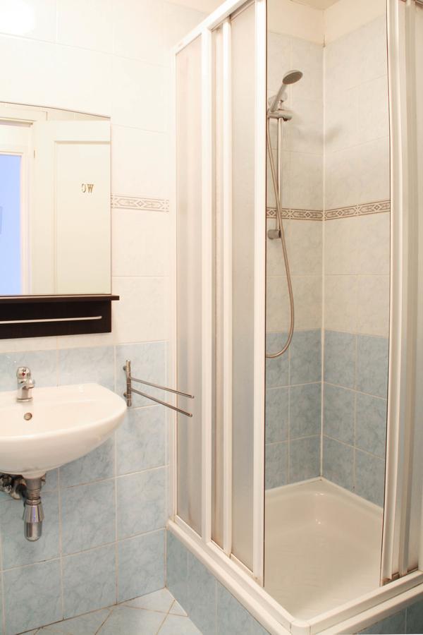 Residence Kostnicke Square Прага Экстерьер фото