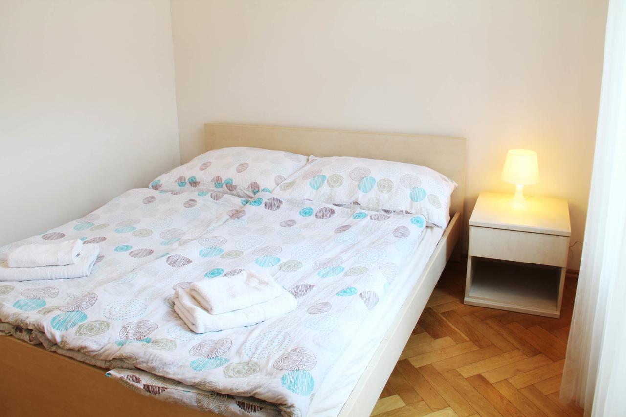 Residence Kostnicke Square Прага Экстерьер фото