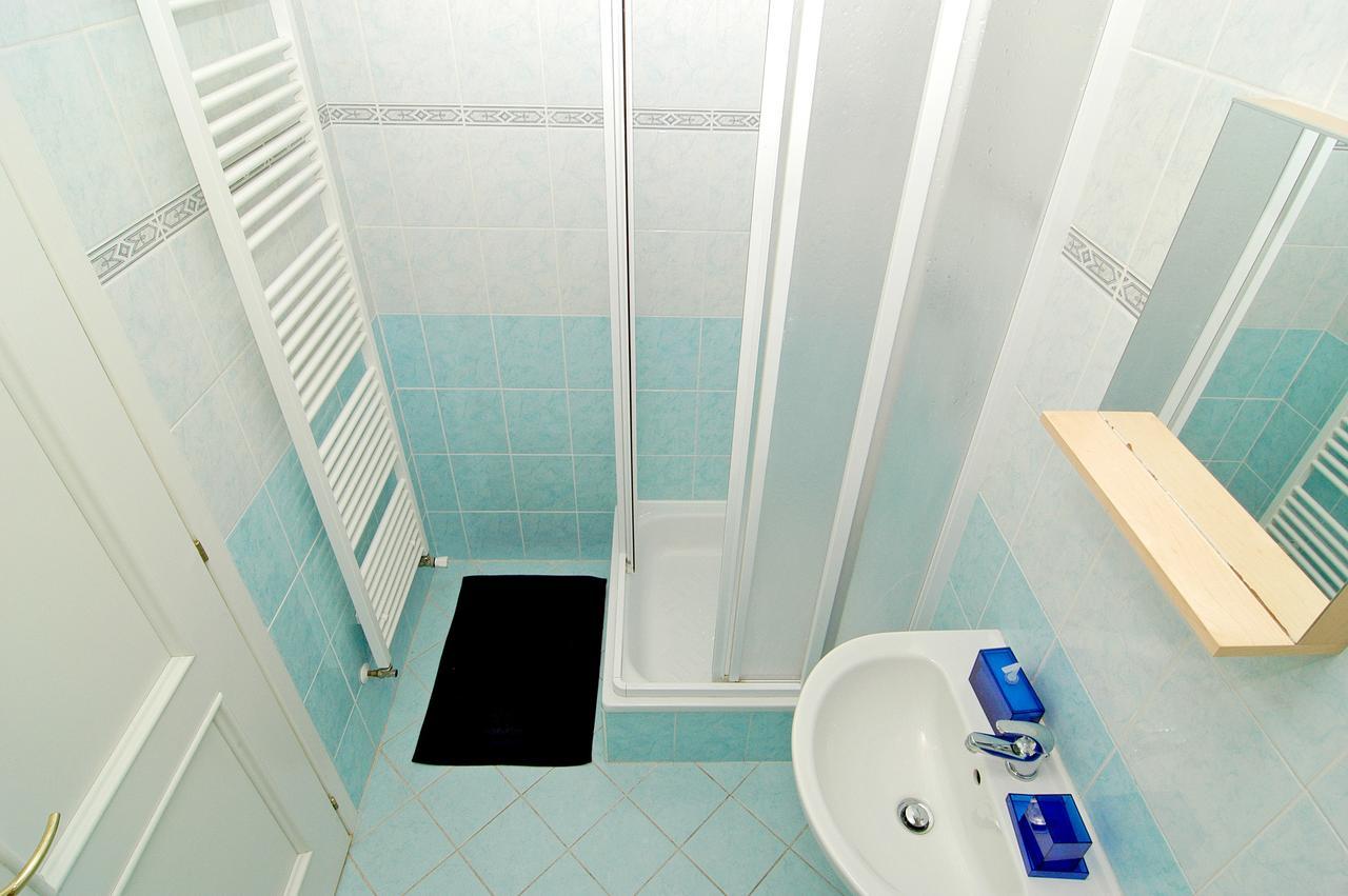 Residence Kostnicke Square Прага Экстерьер фото
