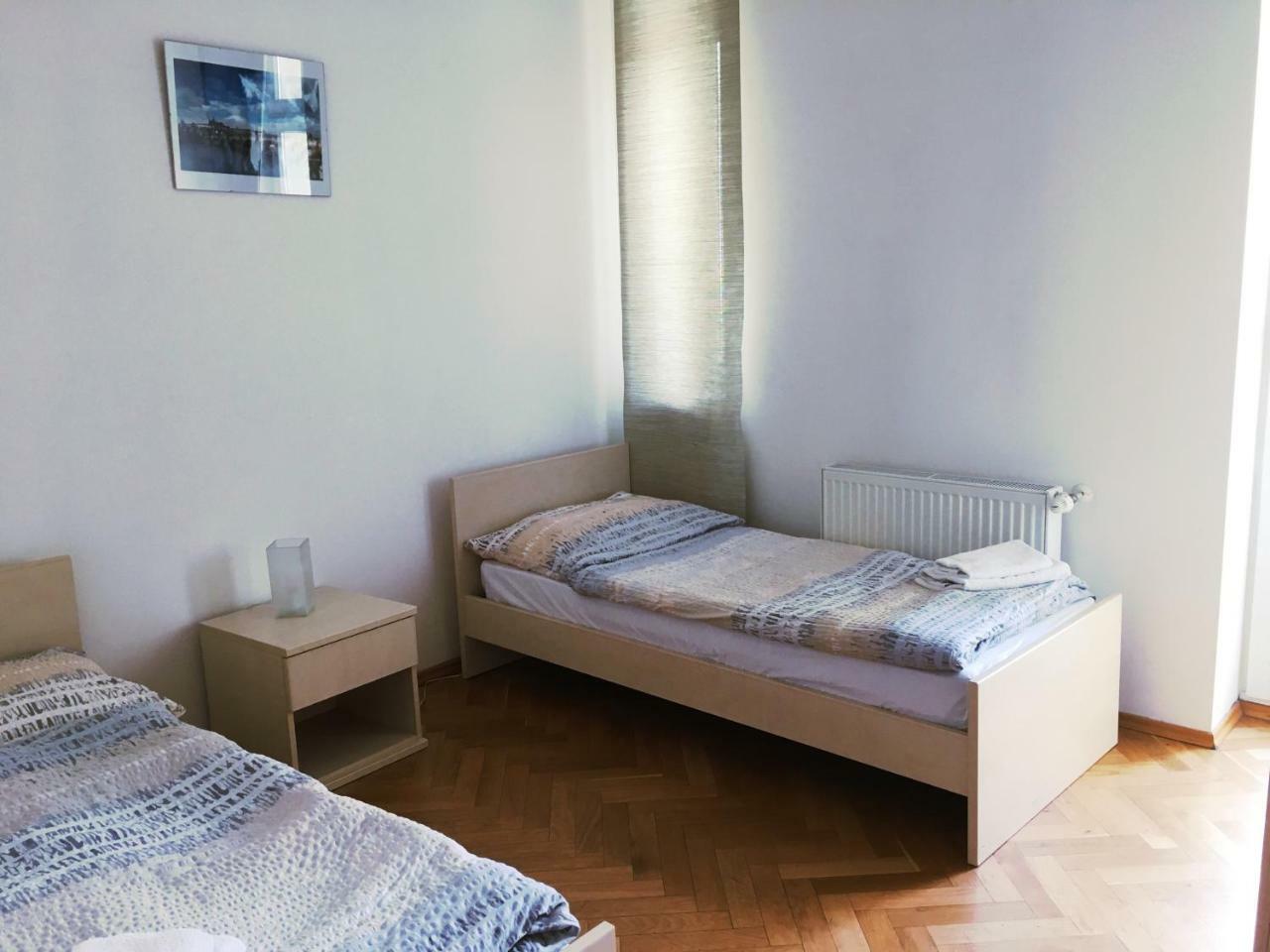 Residence Kostnicke Square Прага Экстерьер фото